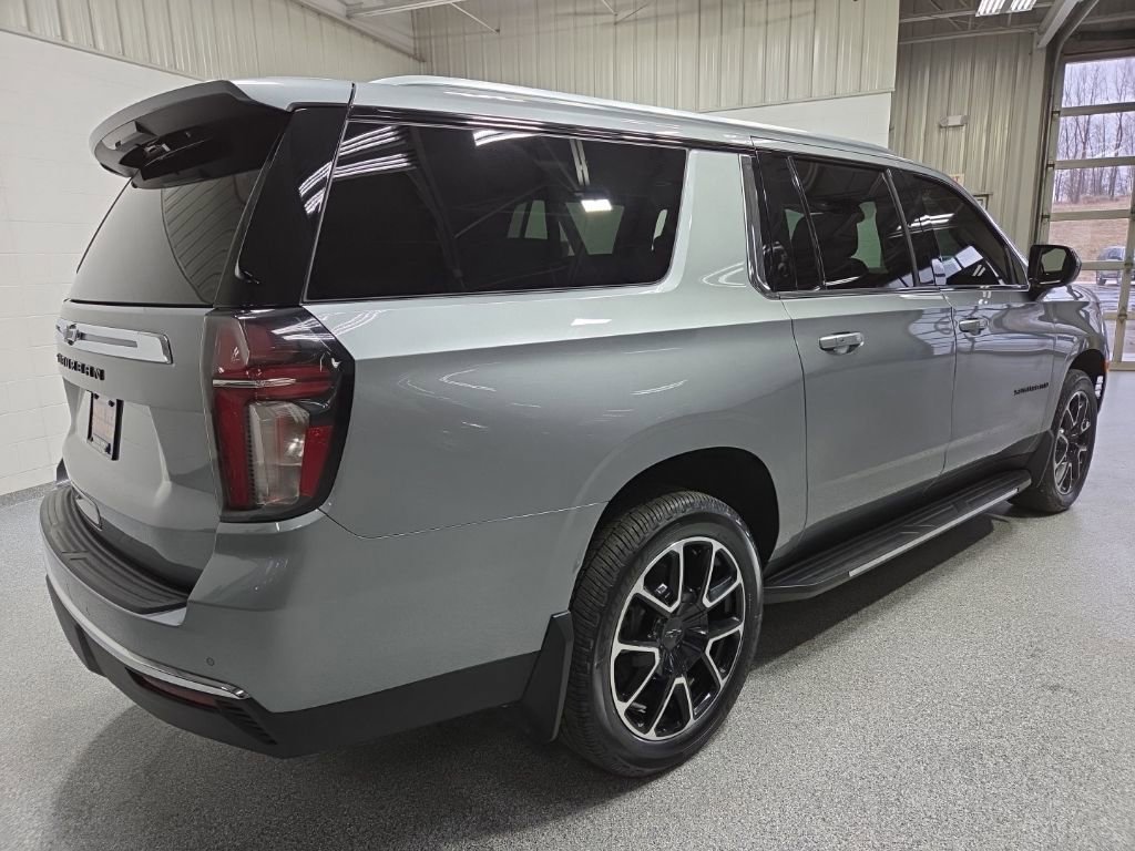 Used 2023 Chevrolet Suburban LS AWD/4WD image 7