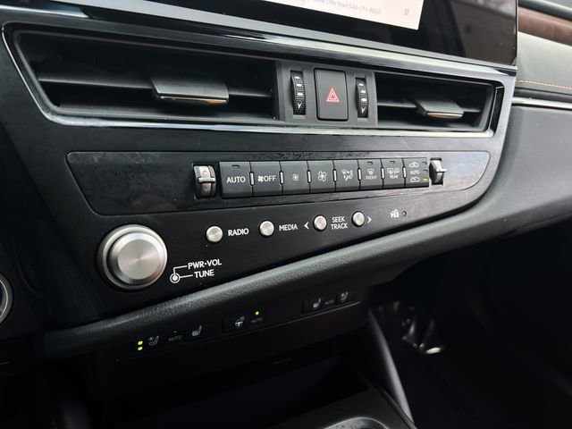 Used 2024 Lexus ES 350 350 image 25