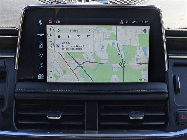 Used 2024 Chevrolet Suburban Premier image 18