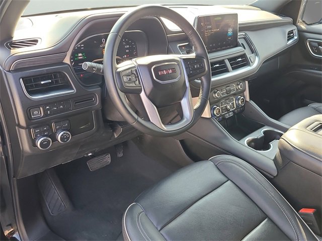 Used 2024 GMC Yukon XL SLT image 24