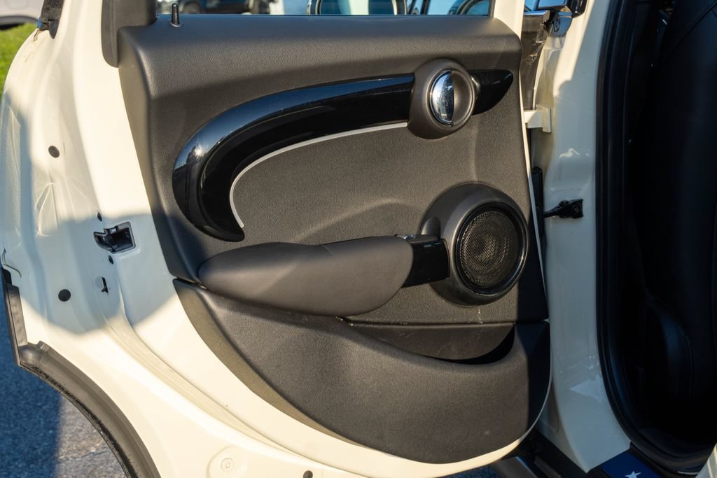Used 2023 MINI Cooper S FWD image 11