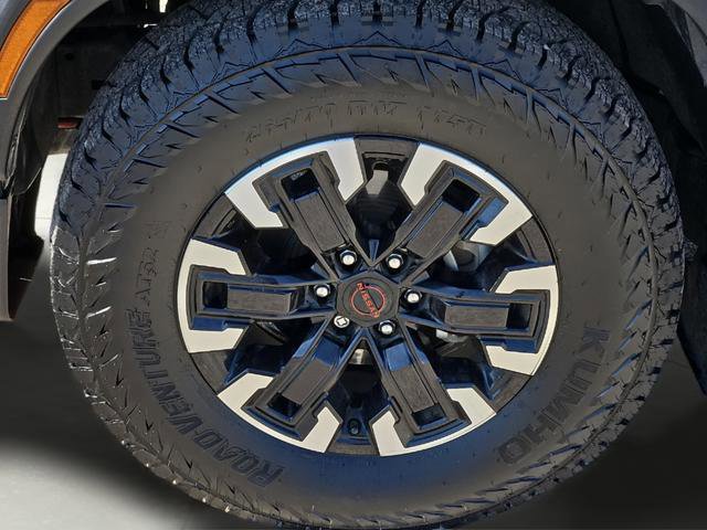 Used 2023 Nissan Frontier Pro-X w/ Pro Convenience Package RWD image 17
