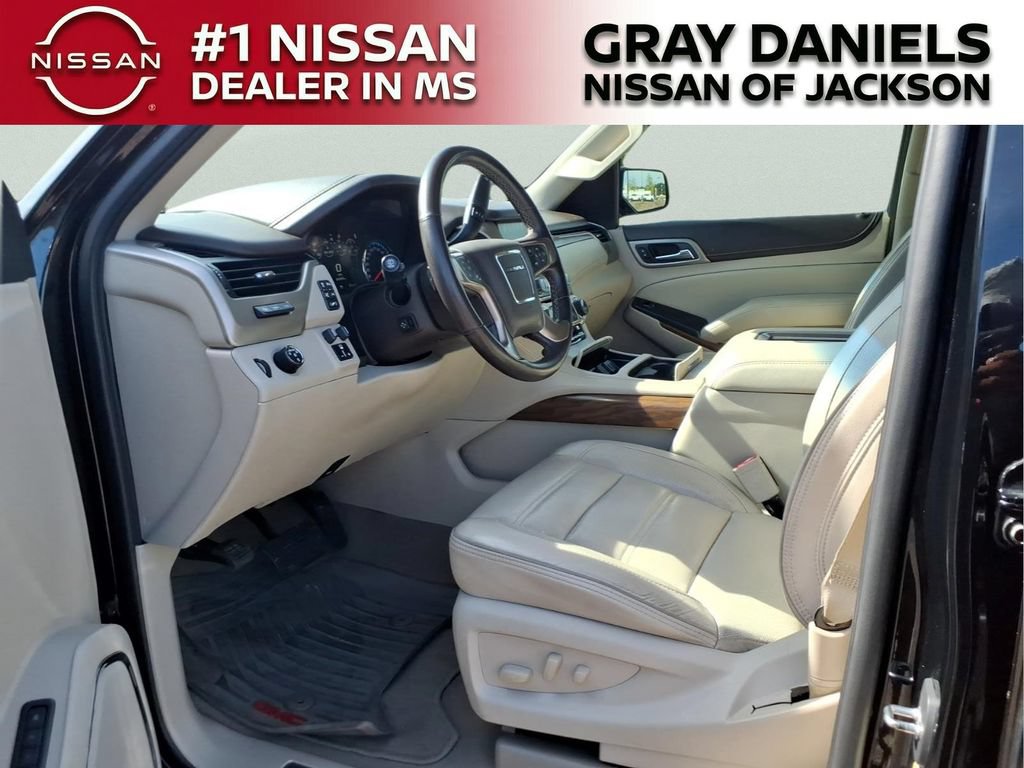 Used 2019 GMC Yukon Denali w/ Denali Ultimate Package RWD image 24