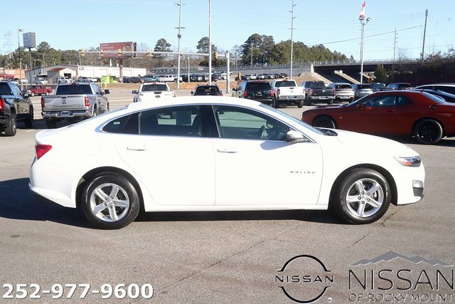 Used 2024 Chevrolet Malibu LT image 4