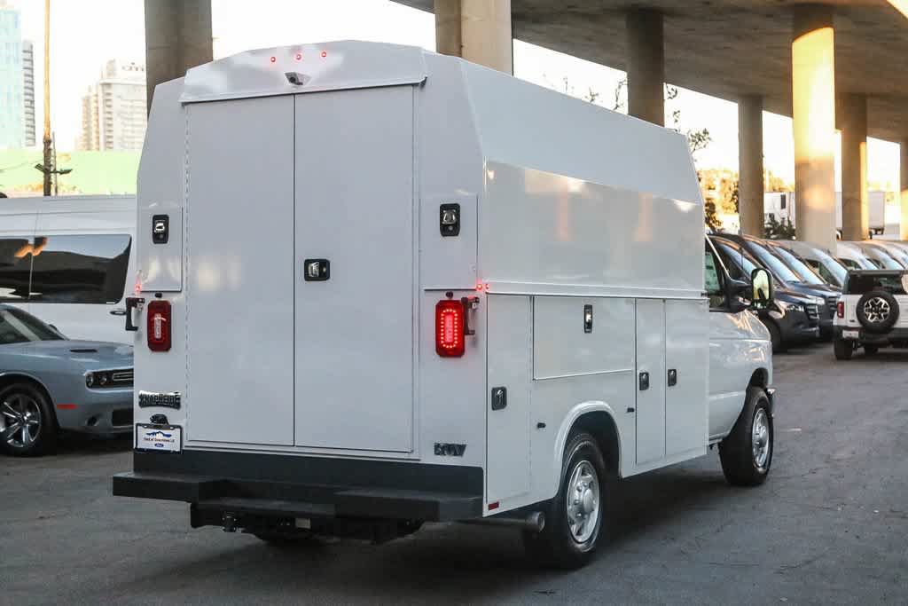New 2026 Ford E-350 and Econoline 350 Super Duty w/ Power Equipment Group RWD image 6