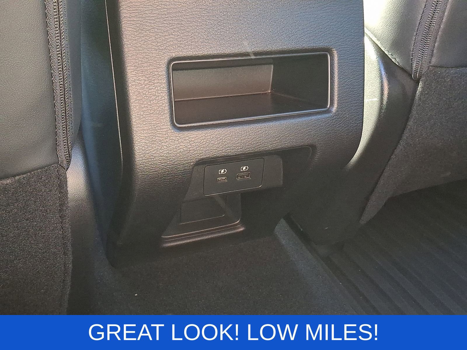 Used 2023 Mitsubishi Outlander SE Black Edition image 12