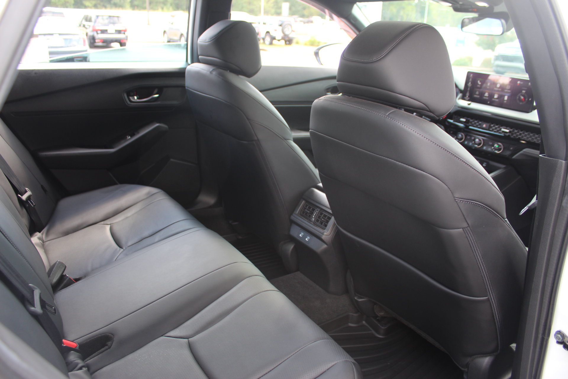 Used 2025 Honda Accord Sport image 31