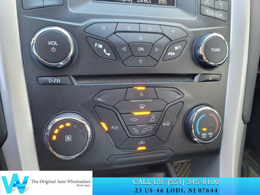 Used 2014 Ford Fusion SE FWD image 19