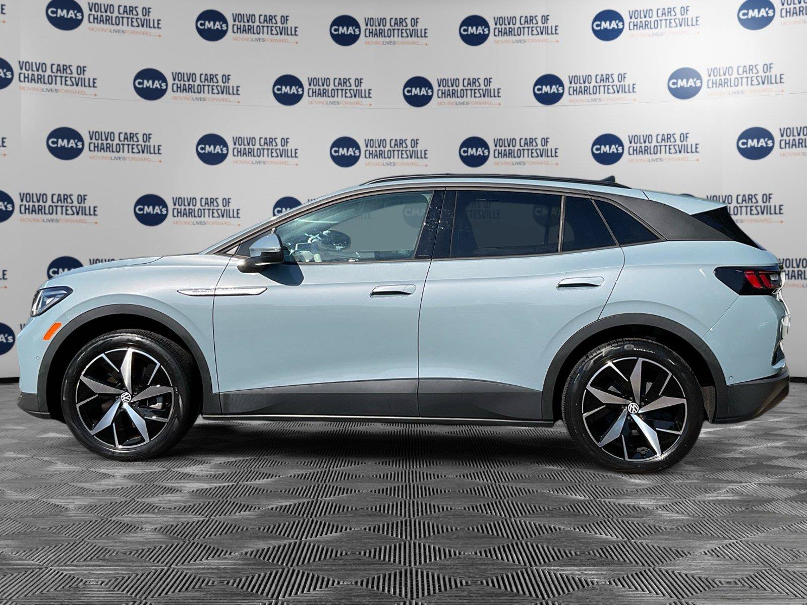 Used 2023 Volkswagen ID.4 Pro S AWD/4WD image 2