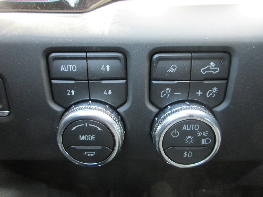 New 2026 GMC Sierra 1500 AT4 w/ AT4 Premium Package AWD/4WD image 20