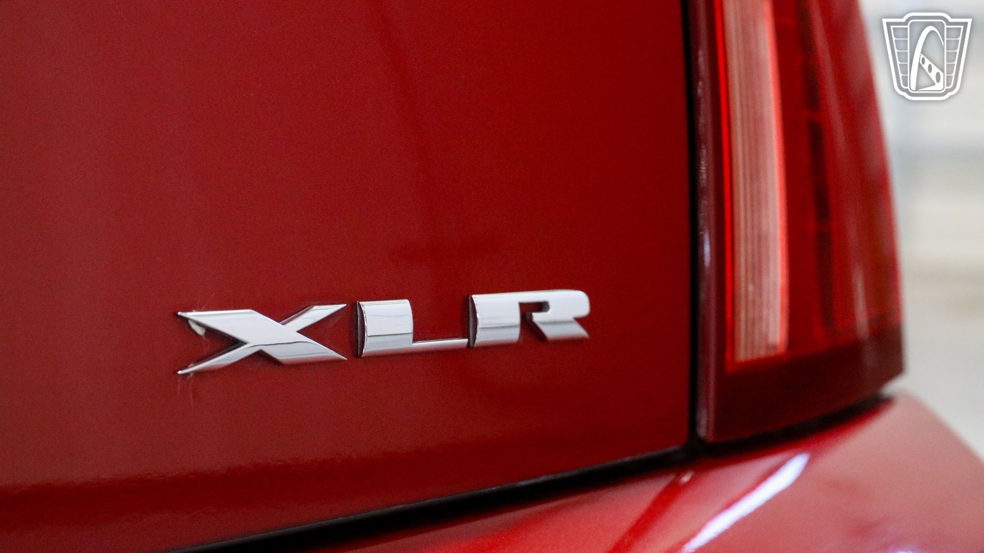 Used 2008 Cadillac XLR RWD image 13