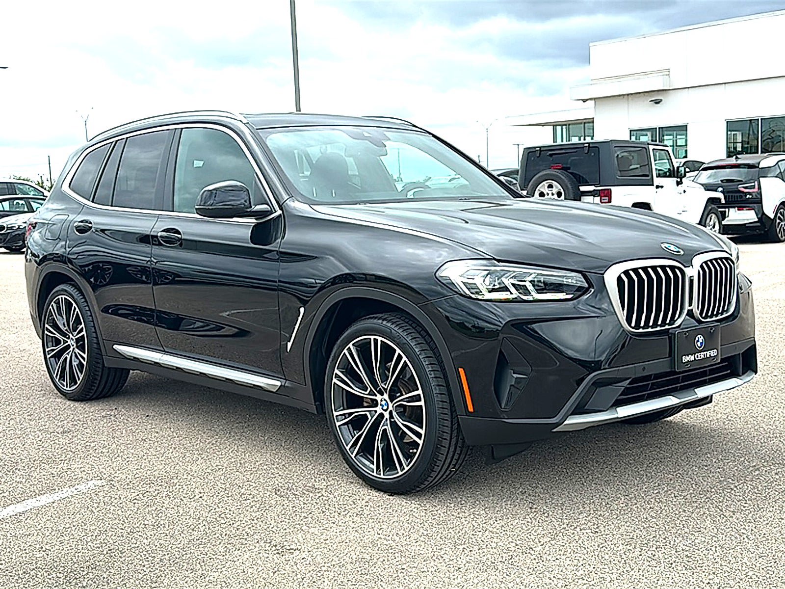 Used 2024 BMW X3 sDrive30i w/ Premium Package RWD image 10