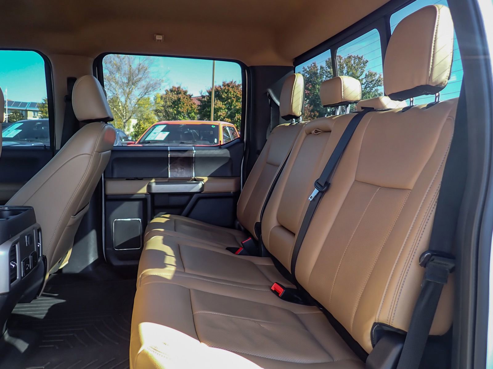 Used 2022 Ford F350 Lariat w/ Lariat Ultimate Package image 16