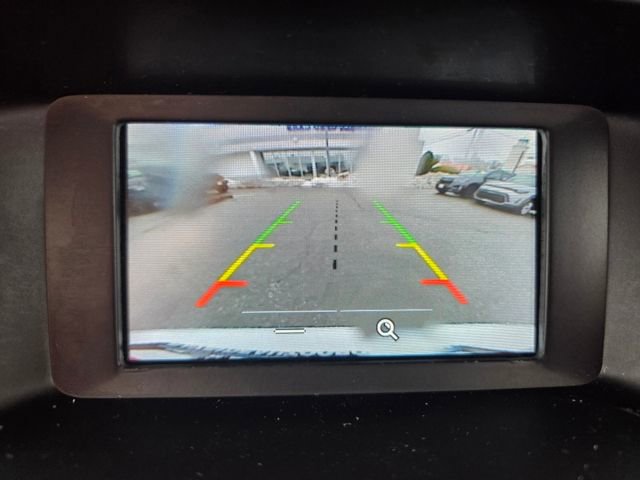 Used 2018 Ford Focus SE w/ Cold Weather Package image 16