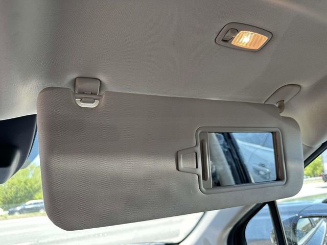 Used 2024 Kia Carnival EX FWD image 39