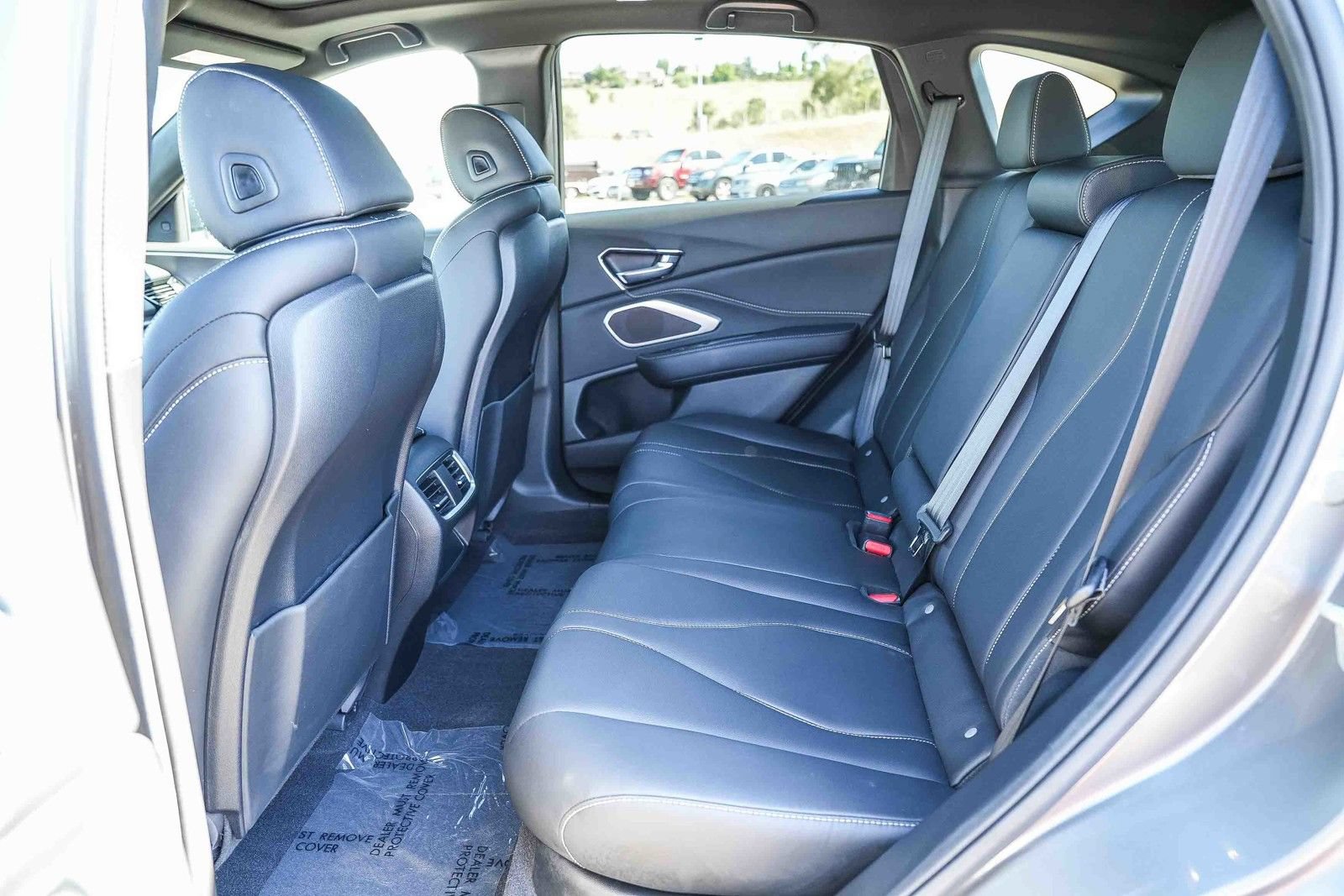 Used 2025 Acura RDX SH-AWD image 18