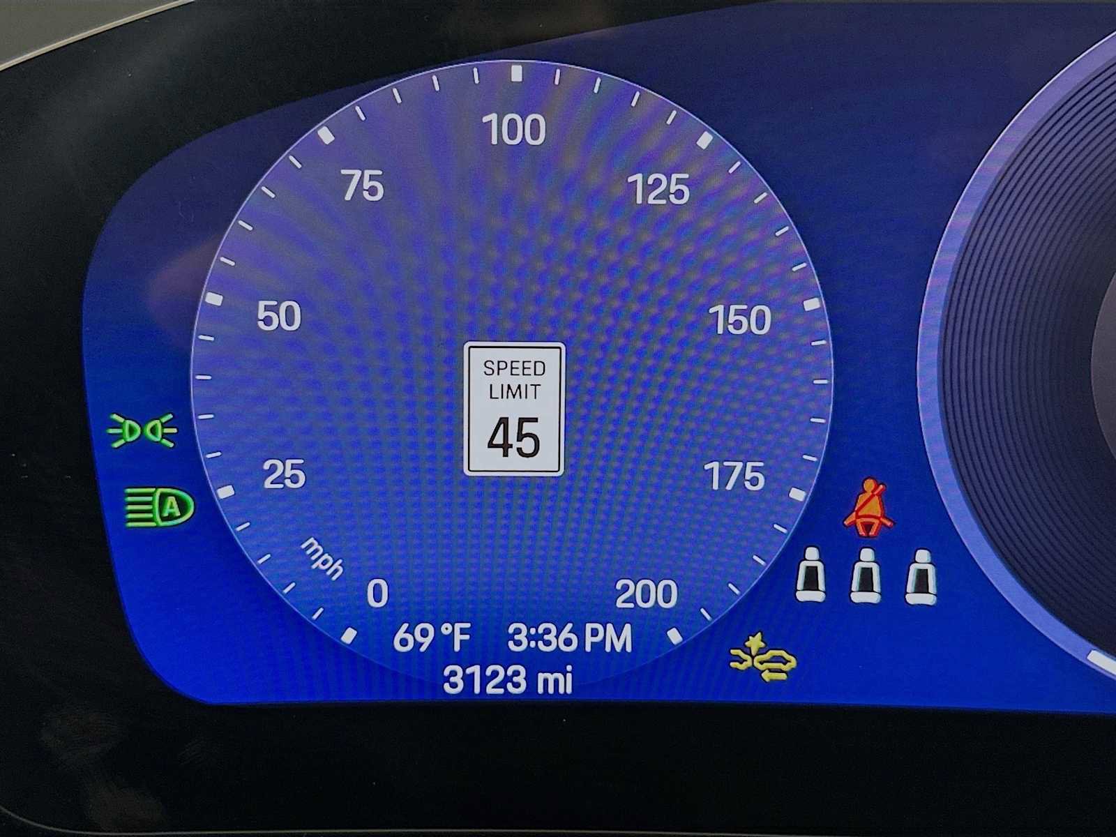 Certified 2025 Porsche Macan 4S Electric image 16