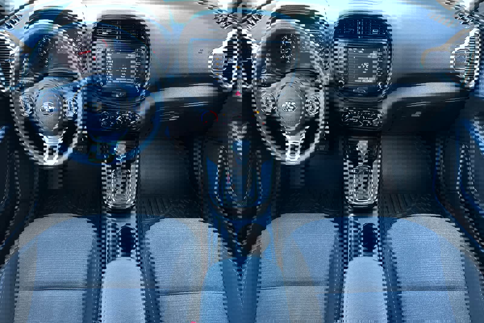 Used 2020 Kia Soul S image 3