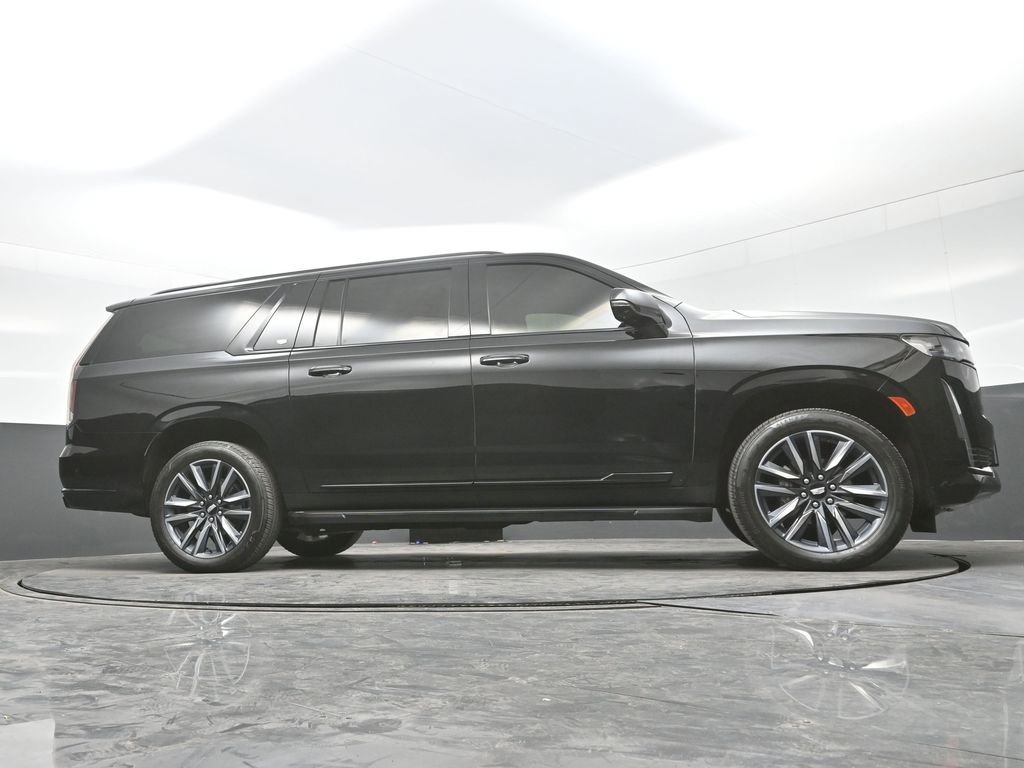 Certified 2023 Cadillac Escalade ESV Sport w/ Touring Package image 27