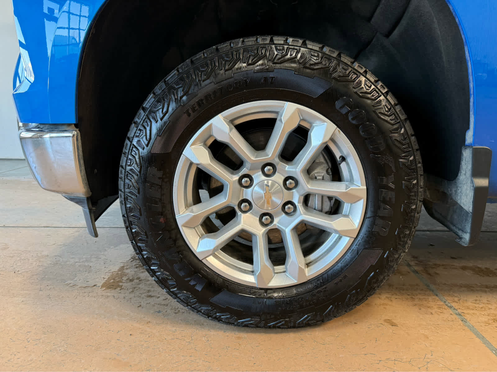 Certified 2025 Chevrolet Silverado 1500 LT image 9