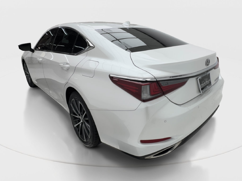 Used 2024 Lexus ES 350 w/ Premium Package FWD image 11