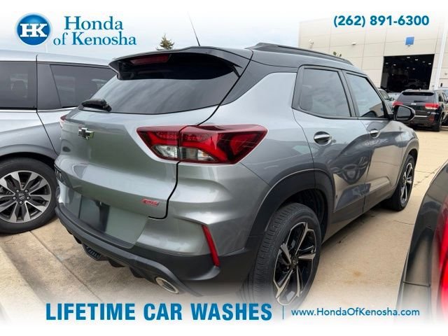 Used 2023 Chevrolet TrailBlazer RS FWD image 2