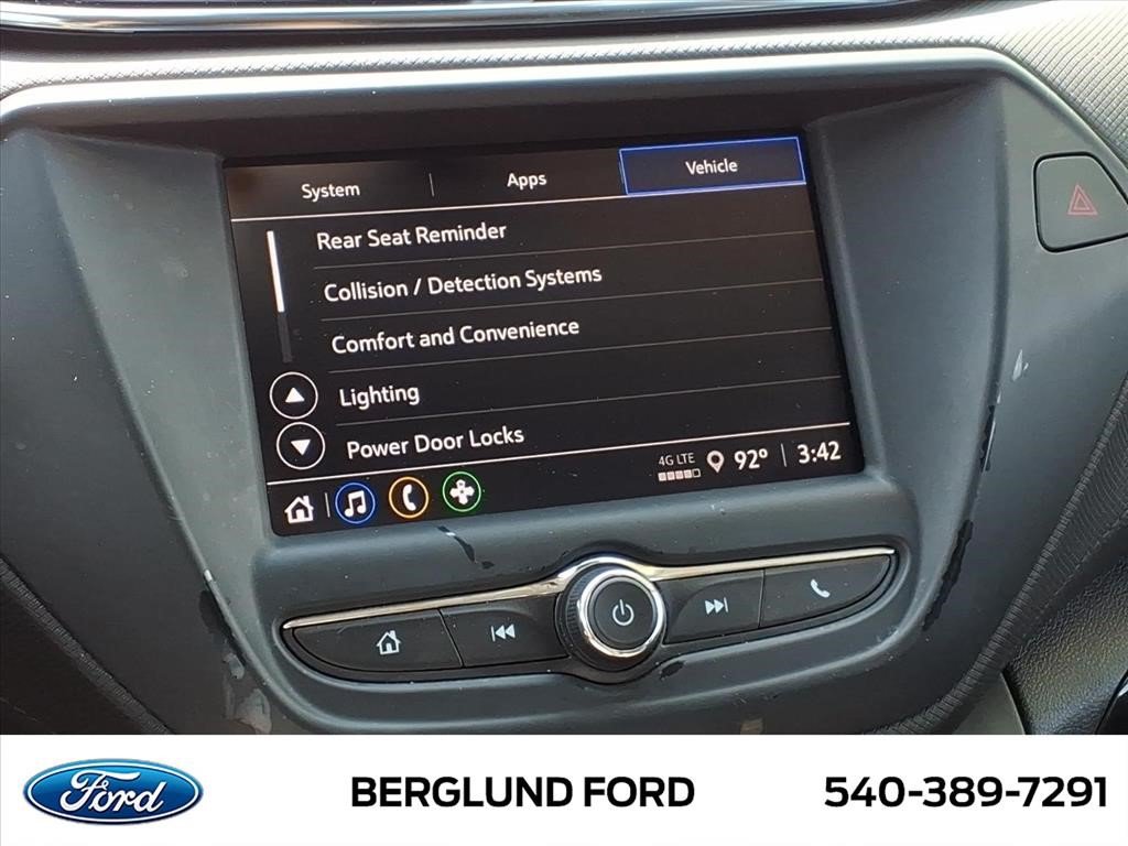 Used 2022 Chevrolet TrailBlazer LT FWD image 23