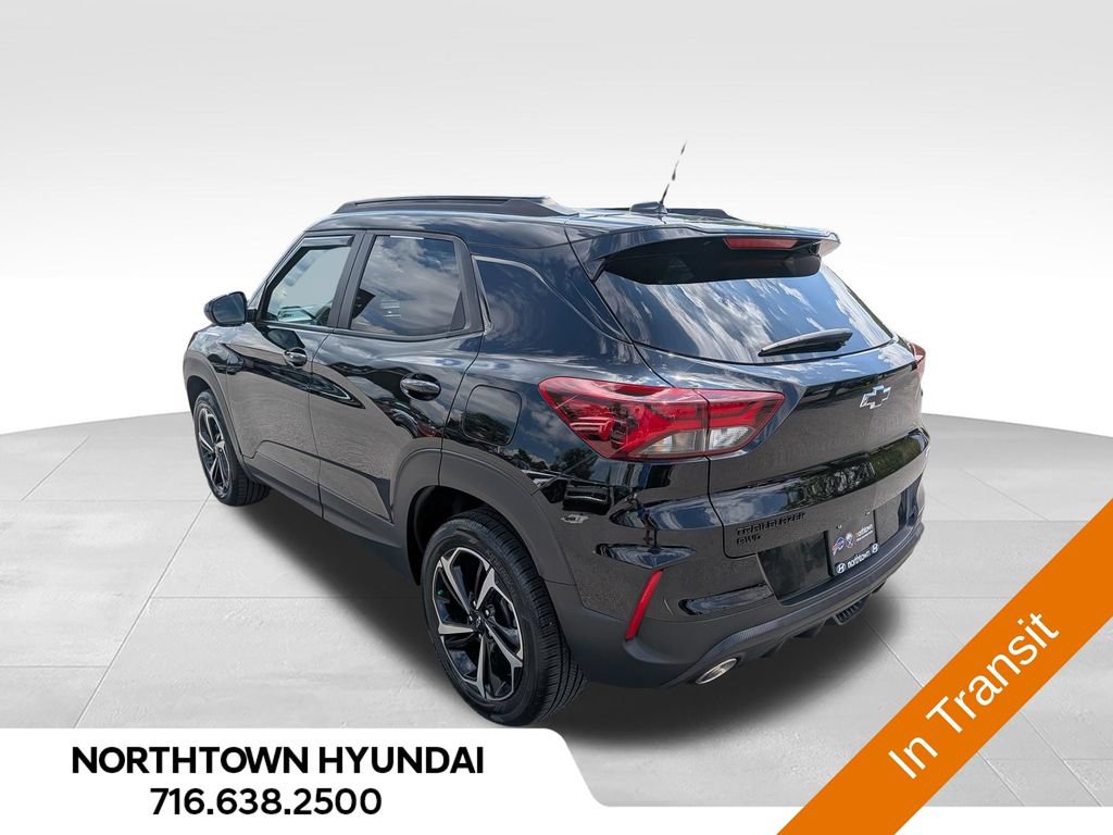 Used 2023 Chevrolet TrailBlazer RS w/ Sun and Liftgate Package AWD/4WD image 4