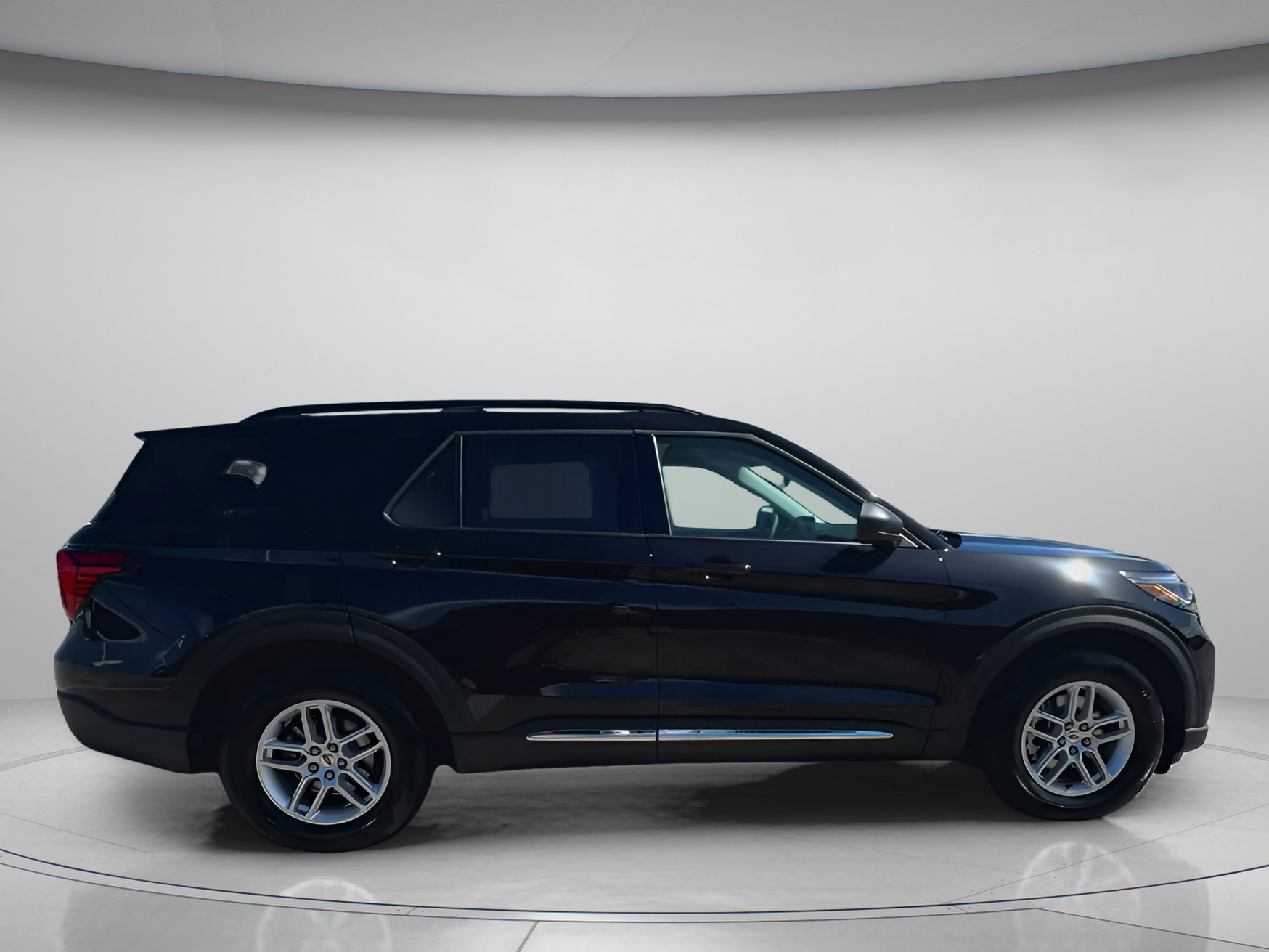 New 2025 Ford Explorer Active w/ Active Comfort Package image 36