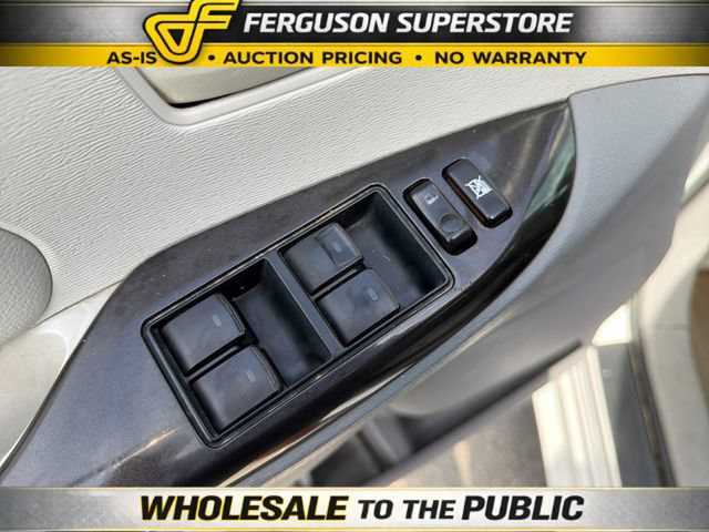 Used 2012 Toyota Sienna LE FWD image 16