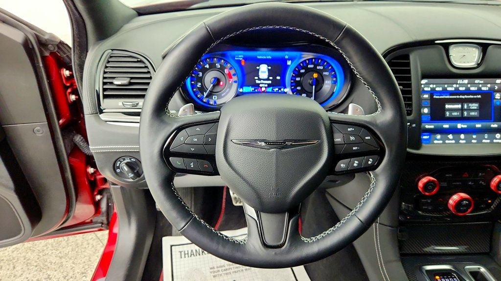 Used 2023 Chrysler 300 C RWD image 15