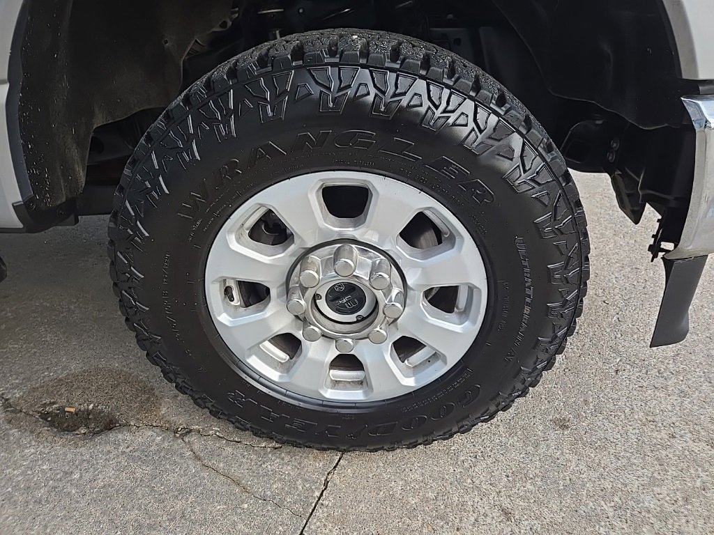 Used 2024 Ford F350 XLT w/ 360-Degree Camera Package image 33