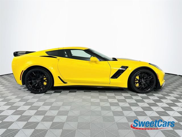 Used 2015 Chevrolet Corvette Z06 w/ 3LZ Preferred Equipment Group RWD image 8