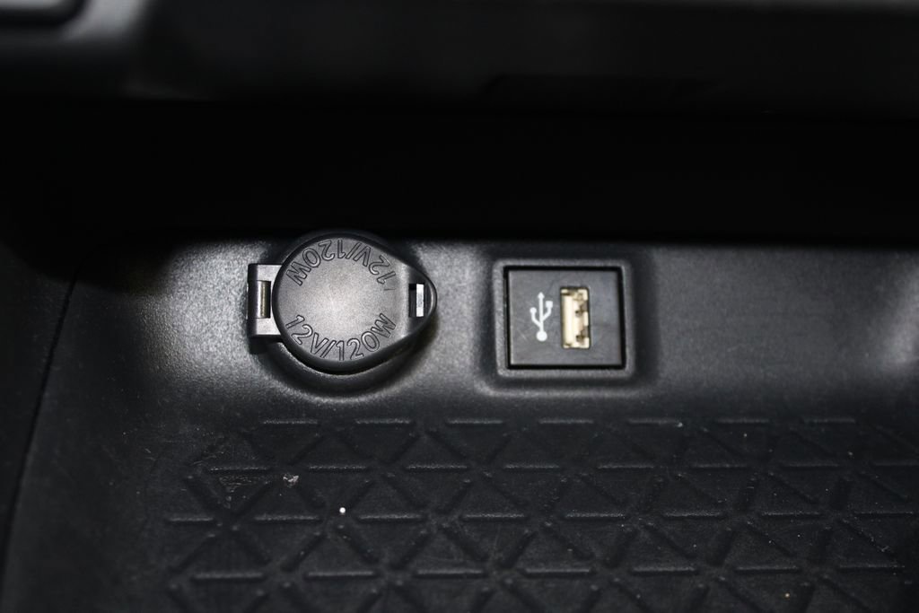 Used 2023 Toyota RAV4 XLE w/ Convenience Package image 44