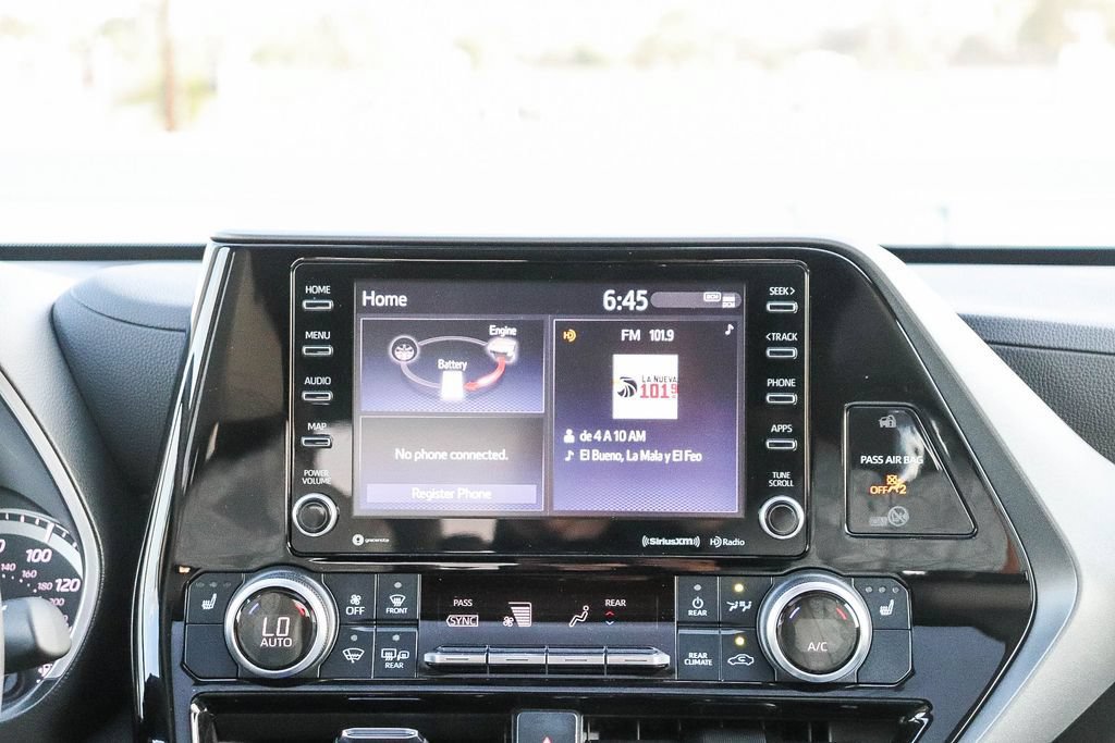 Used 2022 Toyota Highlander Bronze Edition AWD/4WD image 16