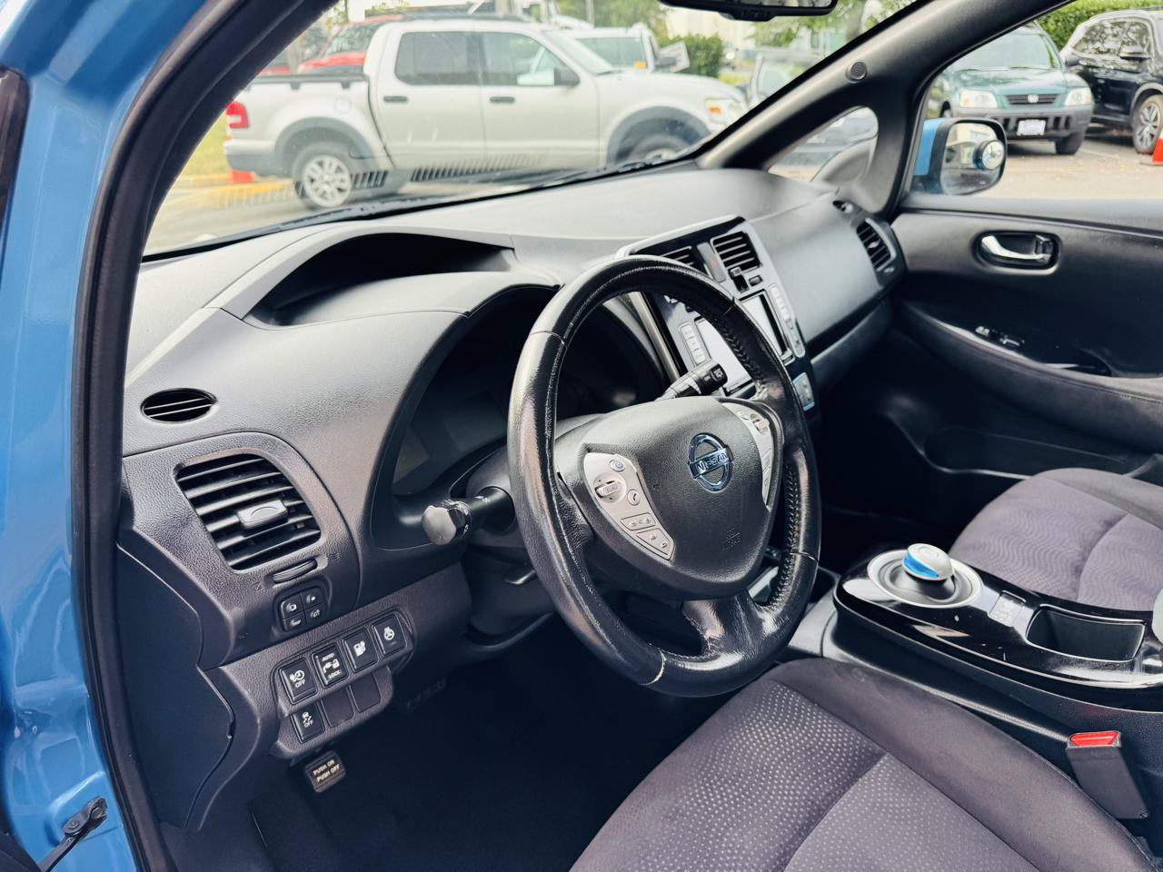Used 2013 Nissan Leaf SV w/ Protection Pkg FWD image 14