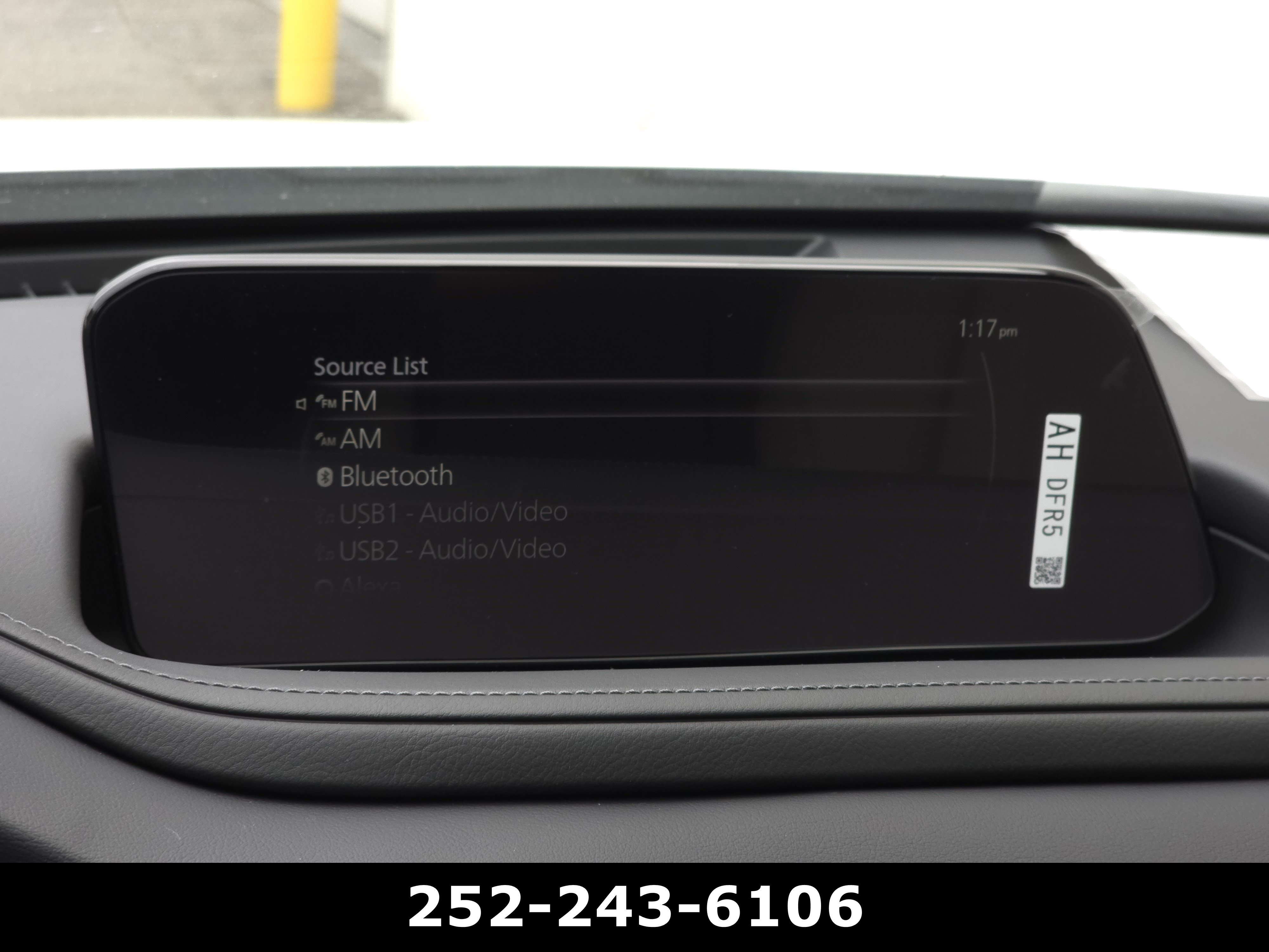 Used 2025 MAZDA CX-30 AWD 2.5 S w/ Preferred Package image 18