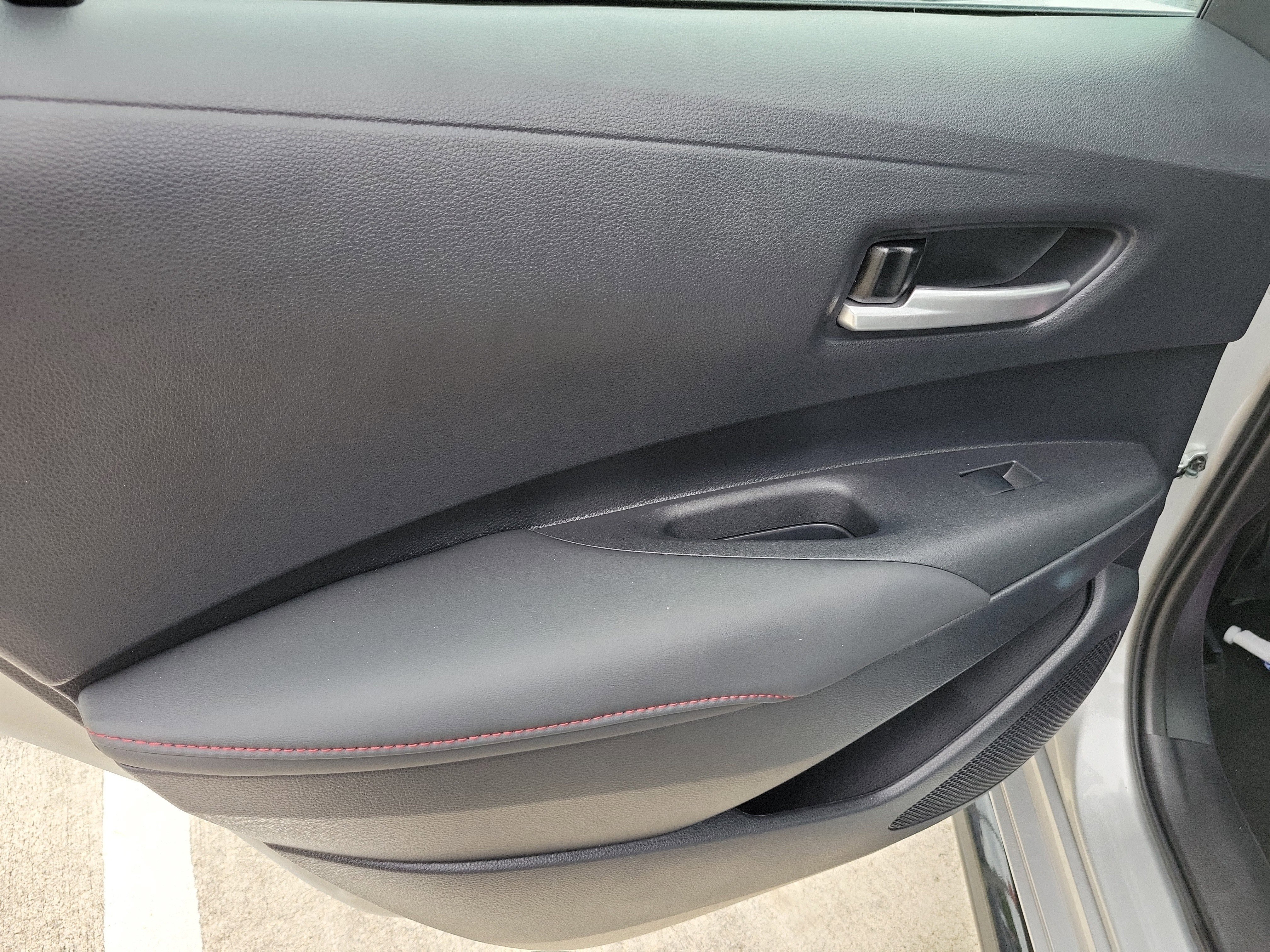 Certified 2024 Toyota Corolla SE FWD image 12