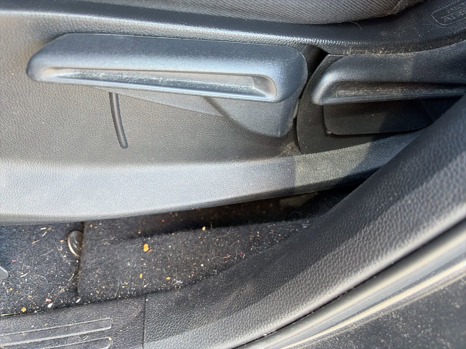 Certified 2025 Honda CR-V LX image 19