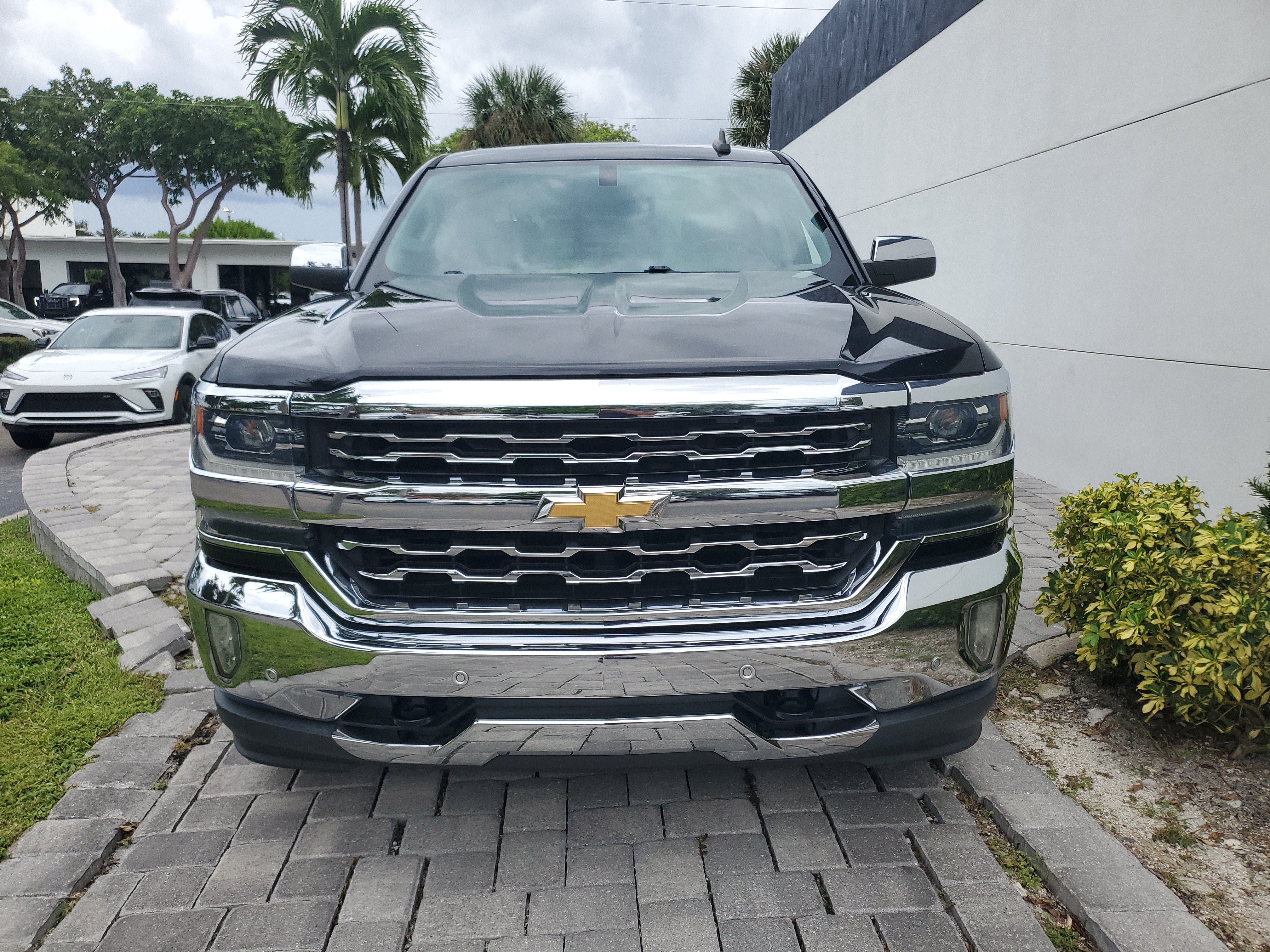 Used 2018 Chevrolet Silverado 1500 LTZ w/ Sport Package RWD image 2