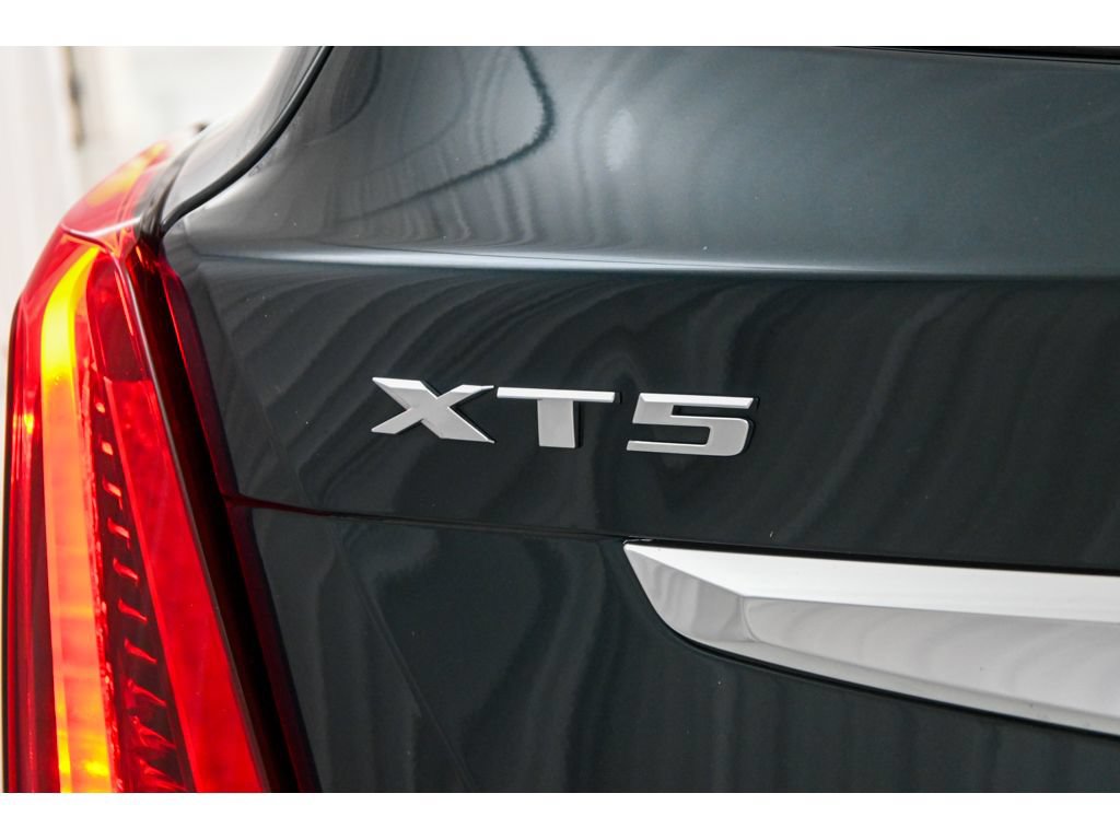 Certified 2025 Cadillac XT5 Premium Luxury AWD/4WD image 60