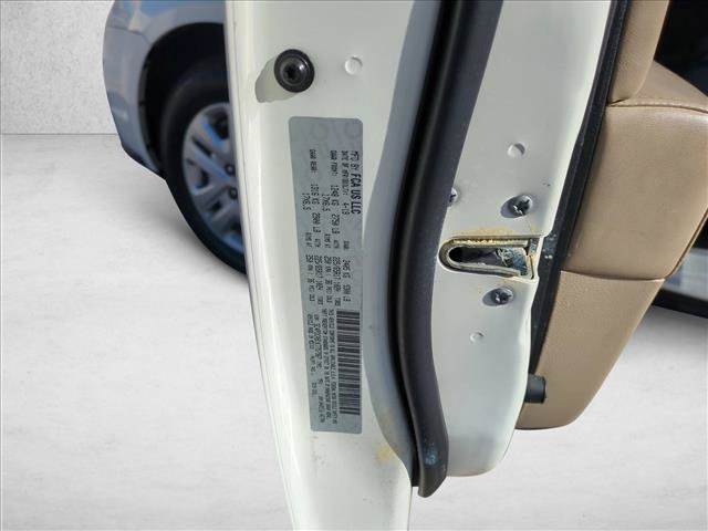 Used 2019 Dodge Journey SE FWD image 21