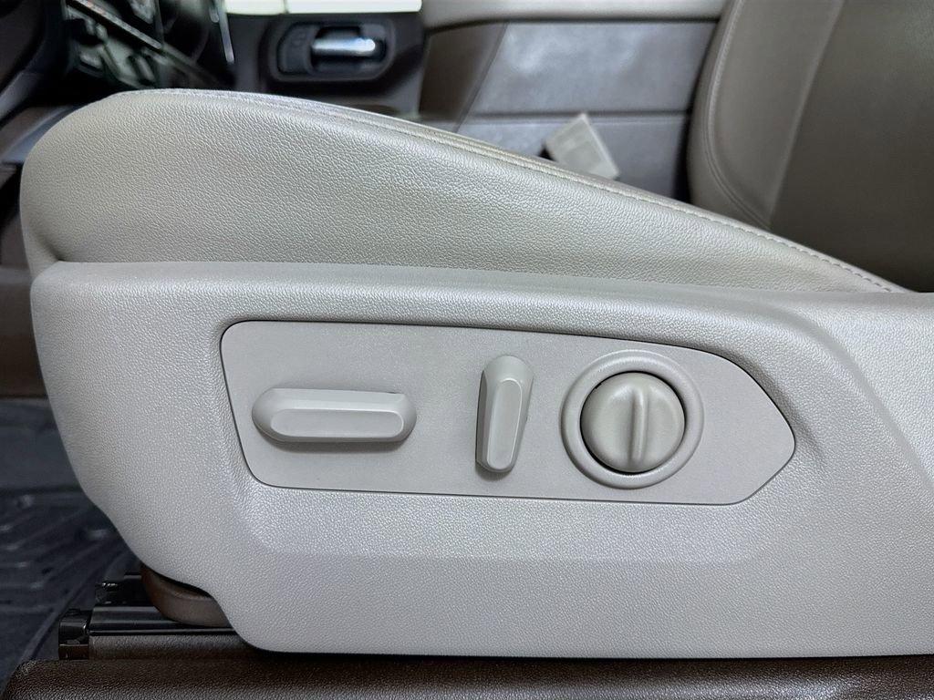 Used 2019 GMC Sierra 1500 SLT image 16