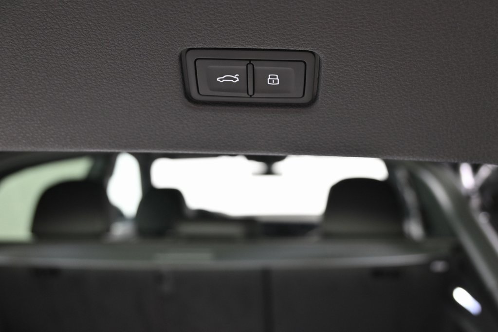 New 2026 Audi Q8 Premium image 28