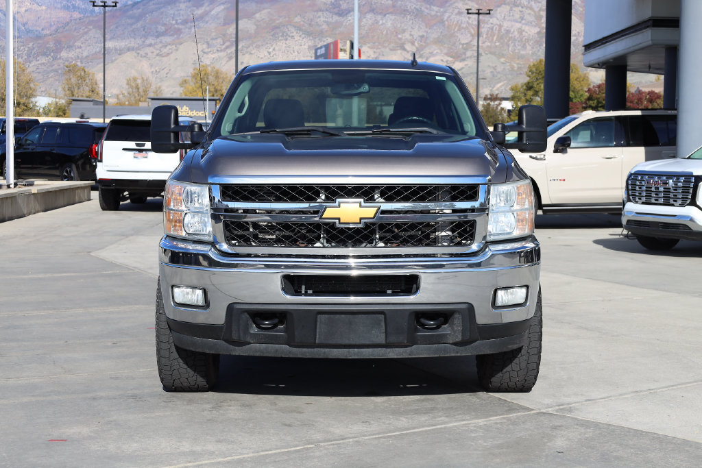Used 2014 Chevrolet Silverado 2500 LT w/ Interior Plus Package AWD/4WD image 9