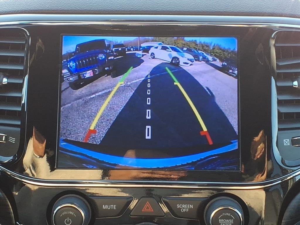 Used 2019 Jeep Grand Cherokee Altitude image 25