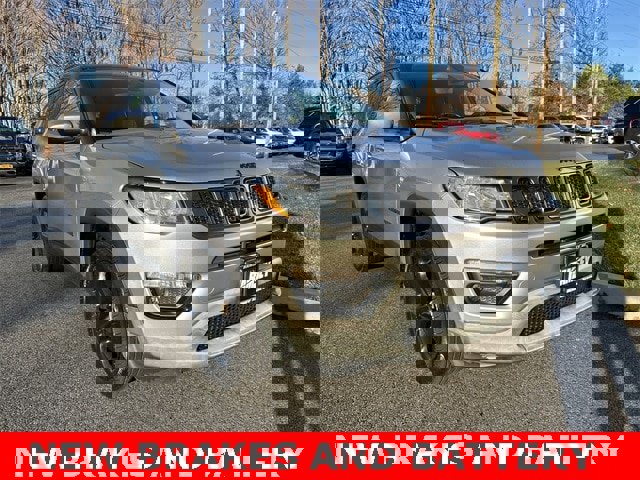 Certified 2020 Jeep Compass Latitude image 2