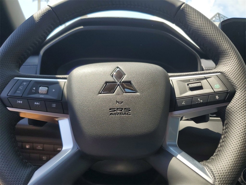 New 2025 Mitsubishi Outlander SEL Black Edition image 25