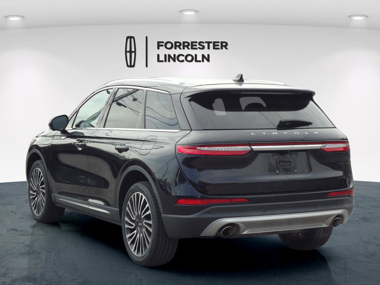 Used 2022 Lincoln Corsair Reserve w/ Equipment Group 201A AWD/4WD image 5