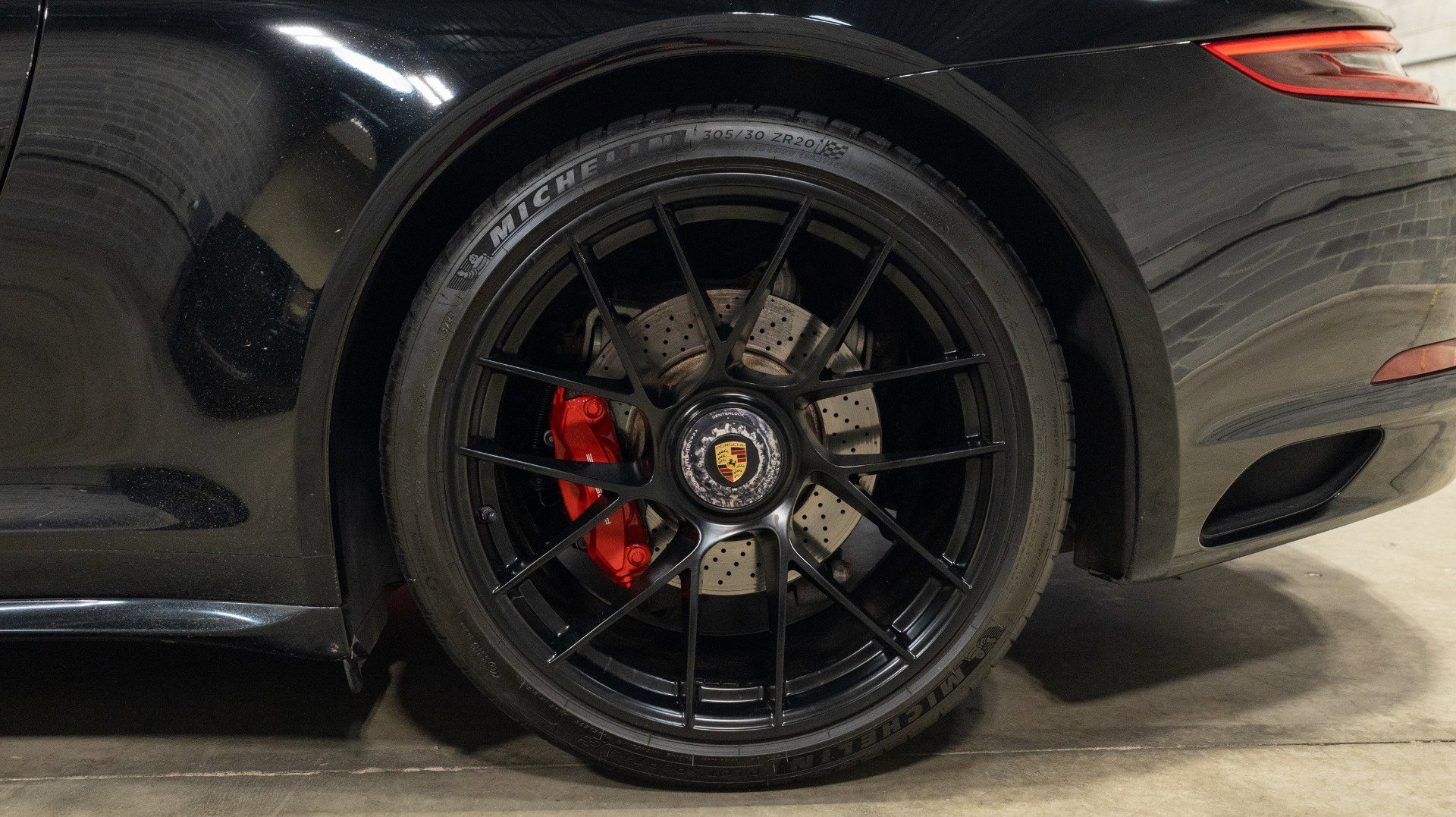 Used 2019 Porsche 911 Carrera 4 GTS image 29